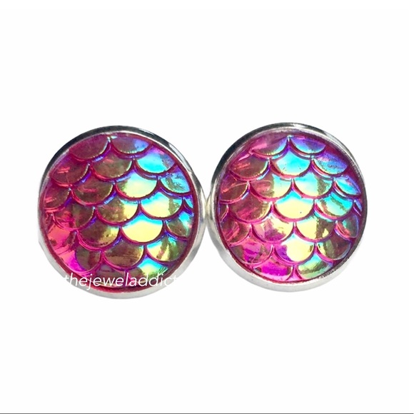 3 for 15🎀pink iridescent mermaid scale earrings - Picture 3 of 11